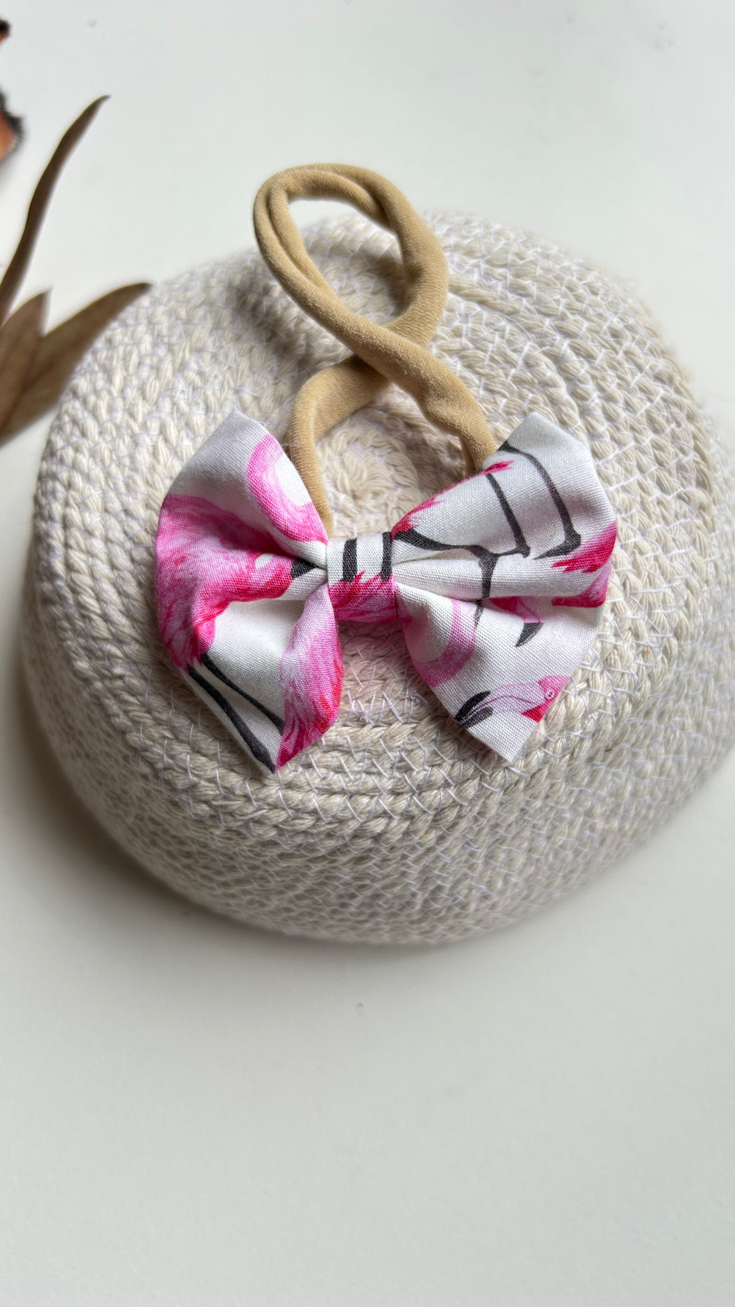 Small Pink Flamingo Bow