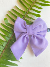 Load image into Gallery viewer, Large &#39;Lavender&#39; Linen bow
