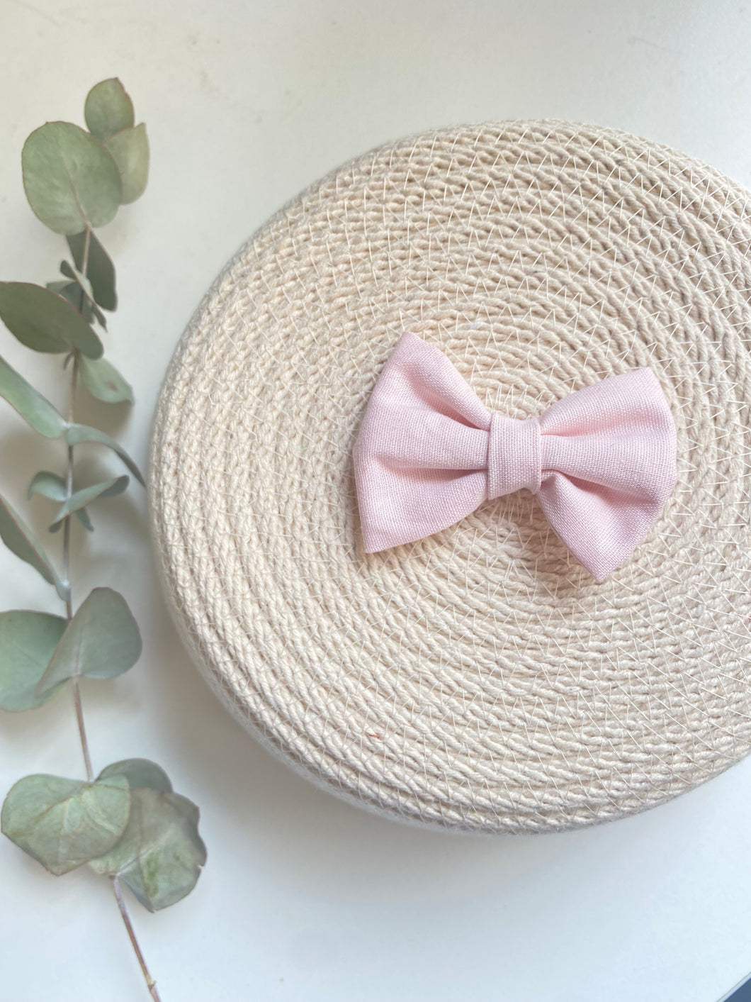 Small 'Ballet Pink' Cotton Bow